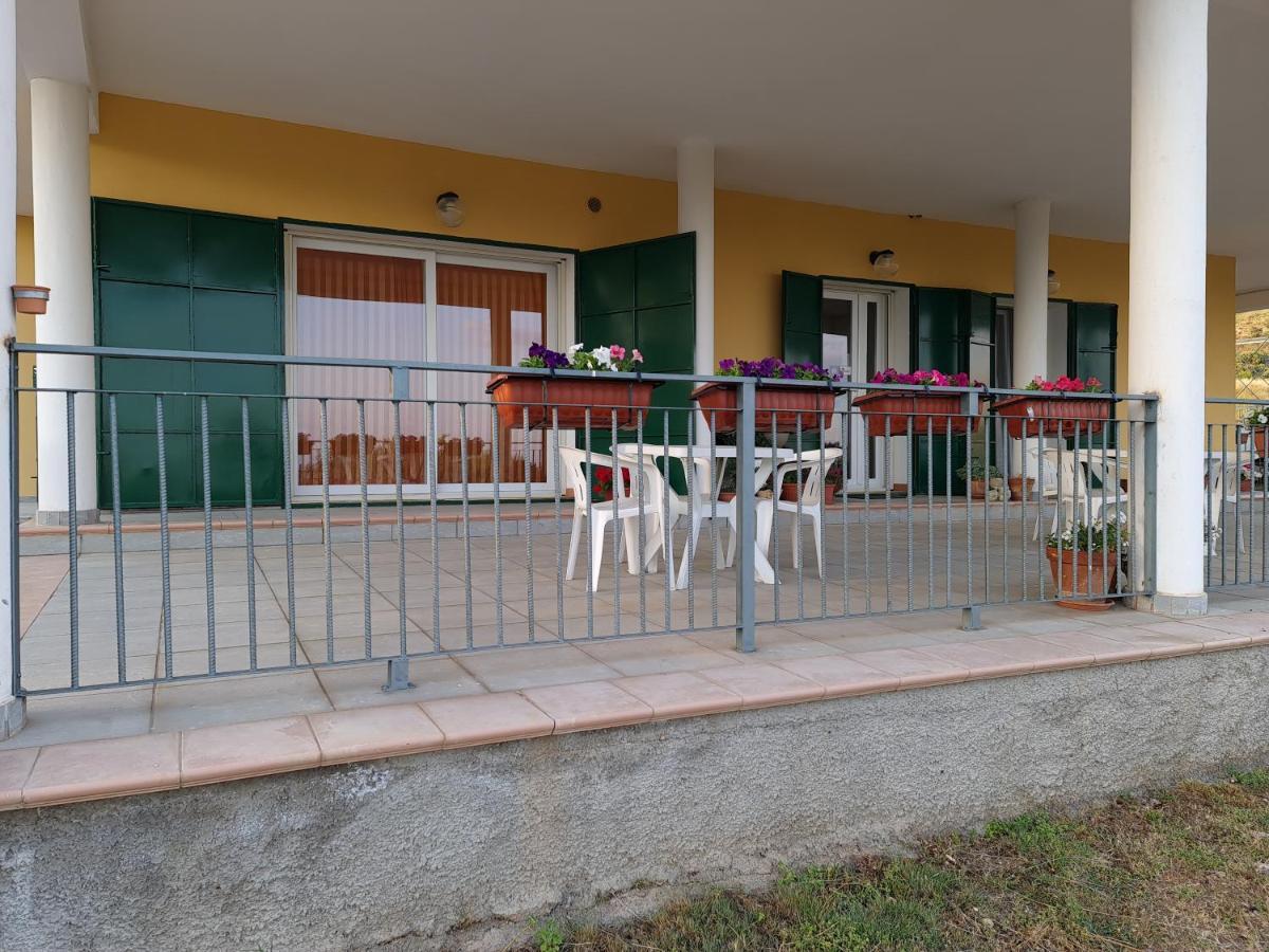 B&B La Petrosa Frascineto Ngoại thất bức ảnh
